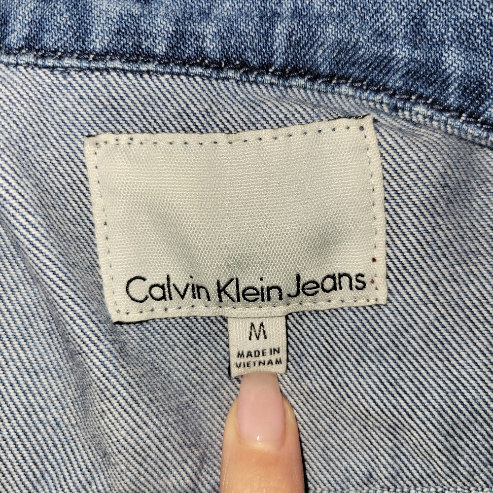 Crop Denim Jacket - Picture 3 of 3